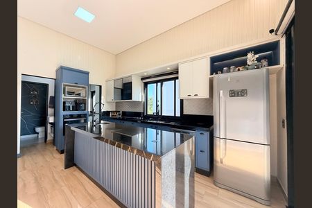 Casa de condomínio à venda com 208m², 3 quartos e 4 vagasCozinha