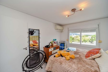 Quarto de apartamento à venda com 1 quarto, 54m² em Jardim Itu, Porto Alegre