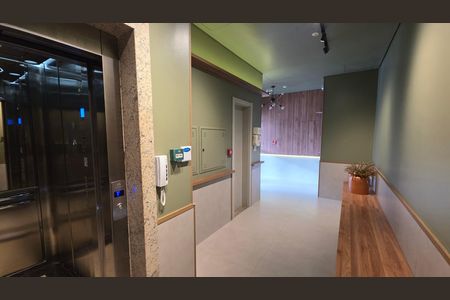 Apartamento à venda com 54m², 1 quarto e sem vaga Apartamento à venda com 54m², 1 quarto e sem vagaHall social