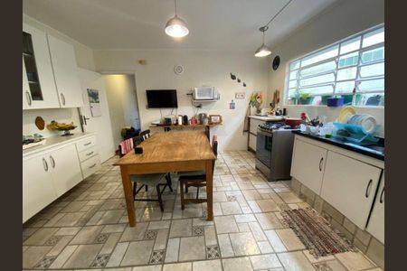 Casa à venda com 158m², 4 quartos e 3 vagas
