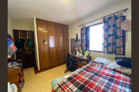 Casa à venda com 158m², 4 quartos e 3 vagas