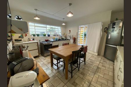 Casa à venda com 4 quartos, 158m² em Vila Morse, São Paulo