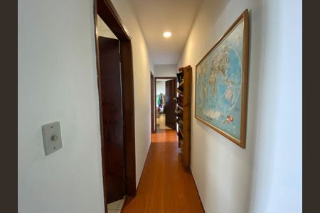 Casa à venda com 158m², 4 quartos e 3 vagas