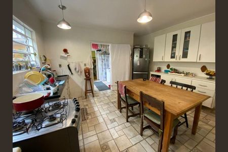 Casa à venda com 158m², 4 quartos e 3 vagas