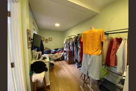 Casa à venda com 158m², 4 quartos e 3 vagas