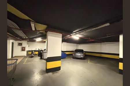 Apartamento para alugar com 100m², 2 quartos e 1 vaga Apartamento para alugar com 100m², 2 quartos e 1 vagaGaragem