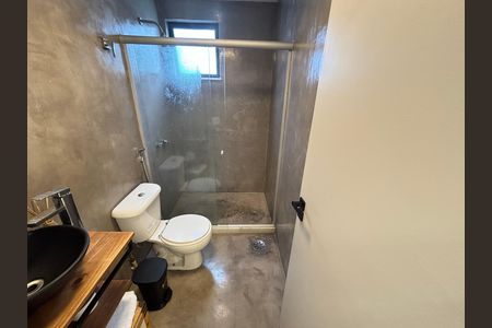 Apartamento para alugar com 100m², 2 quartos e 1 vaga Apartamento para alugar com 100m², 2 quartos e 1 vagaBanheiro social