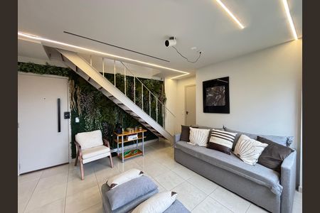 Apartamento para alugar com 100m², 2 quartos e 1 vaga Apartamento para alugar com 100m², 2 quartos e 1 vagaSala