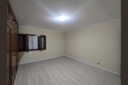 Casa para alugar com 310m², 4 quartos e 6 vagasSuíte 