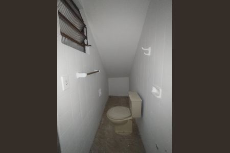 Casa para alugar com 310m², 4 quartos e 6 vagasBanheiro - torneira