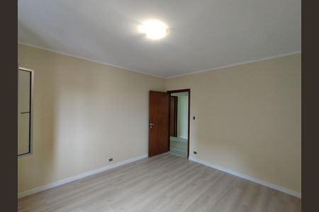 Casa para alugar com 310m², 4 quartos e 6 vagasQuarto 