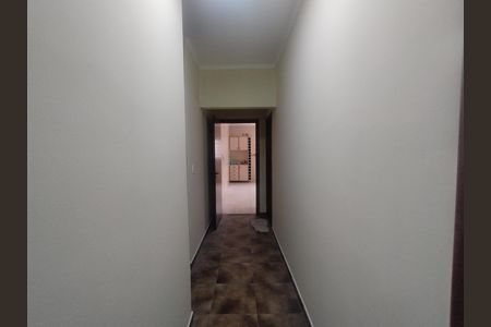 Casa para alugar com 310m², 4 quartos e 6 vagasCorredor 
