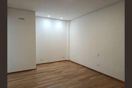 Apartamento à venda com 151m², 3 quartos e 2 vagas Apartamento à venda com 151m², 3 quartos e 2 vagasSuíte
