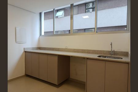 Apartamento à venda com 151m², 3 quartos e 2 vagas Apartamento à venda com 151m², 3 quartos e 2 vagasÁrea de Serviço