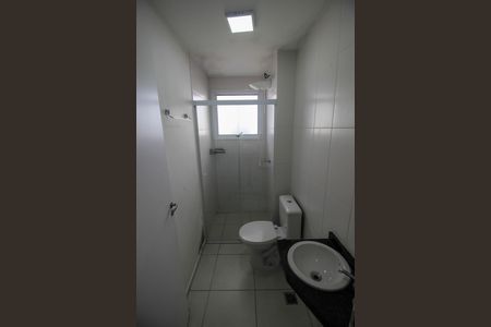 Apartamento para alugar com 65m², 2 quartos e 1 vaga Apartamento para alugar com 65m², 2 quartos e 1 vagaBanheiro social