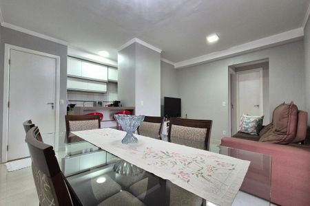Apartamento à venda com 61m², 2 quartos e 2 vagas Apartamento à venda com 61m², 2 quartos e 2 vagasSala de Jantar