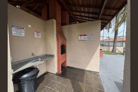 Apartamento para alugar com 45m², 2 quartos e 1 vaga Apartamento para alugar com 45m², 2 quartos e 1 vagaÁrea comum - Churrasqueira