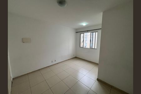 Sala de apartamento para alugar com 2 quartos, 45m² em Jardim Sao Miguel, Ferraz de Vasconcelos