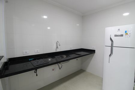 Cozinha de kitnet/studio para alugar com 1 quarto, 20m² em Vila Lageado, São Paulo