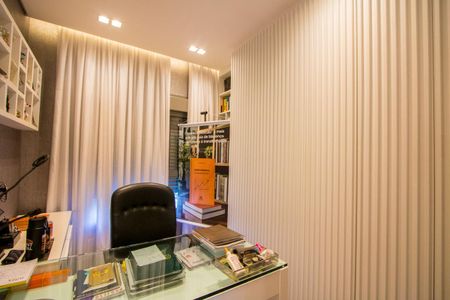 Apartamento para alugar com 153m², 4 quartos e 3 vagas Apartamento para alugar com 153m², 4 quartos e 3 vagasQuarto 4