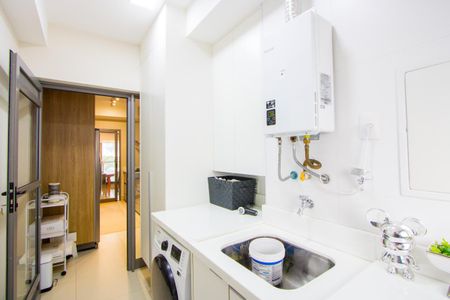 Apartamento para alugar com 153m², 4 quartos e 3 vagas Apartamento para alugar com 153m², 4 quartos e 3 vagasÁrea de serviço