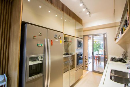 Apartamento para alugar com 153m², 4 quartos e 3 vagas Apartamento para alugar com 153m², 4 quartos e 3 vagasCozinha