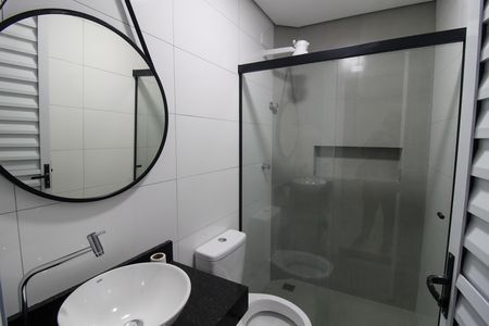 Banheiro de kitnet/studio para alugar com 1 quarto, 20m² em Vila Lageado, São Paulo