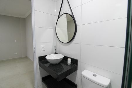 Banheiro de kitnet/studio para alugar com 1 quarto, 20m² em Vila Lageado, São Paulo
