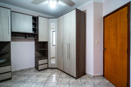 Apartamento para alugar com 65m², 3 quartos e 1 vaga Apartamento para alugar com 65m², 3 quartos e 1 vagaQuarto