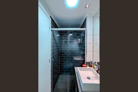Apartamento à venda com 78m², 2 quartos e 2 vagas Apartamento à venda com 78m², 2 quartos e 2 vagasBanheiro da Suíte