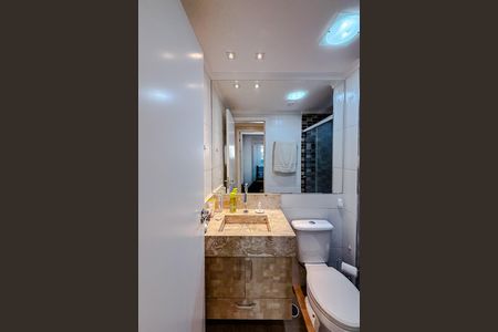 Apartamento à venda com 78m², 2 quartos e 2 vagas Apartamento à venda com 78m², 2 quartos e 2 vagasBanheiro
