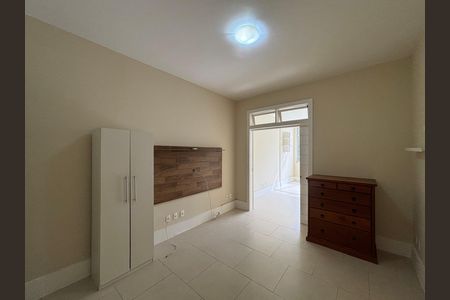 Apartamento à venda com 54m², 1 quarto e sem vaga Apartamento à venda com 54m², 1 quarto e sem vagaSala