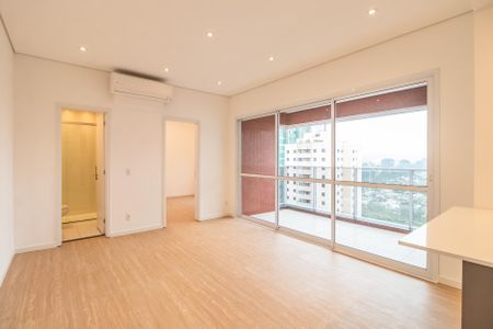 Sala de apartamento para alugar com 1 quarto, 55m² em Alphaville, Barueri
