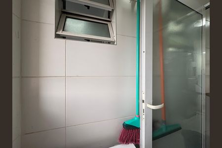 Apartamento à venda com 66m², 3 quartos e 2 vagas Apartamento à venda com 66m², 3 quartos e 2 vagasÁrea de Serviço
