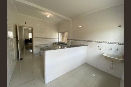 Casa à venda com 130m², 3 quartos e 2 vagas