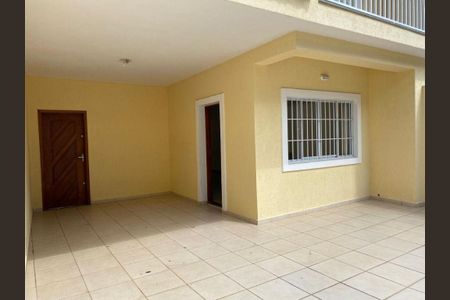 Casa à venda com 130m², 3 quartos e 2 vagas