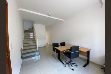 Casa à venda com 130m², 3 quartos e 2 vagas