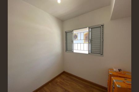Casa à venda com 3 quartos, 130m² em Jardim Jussara, São Paulo