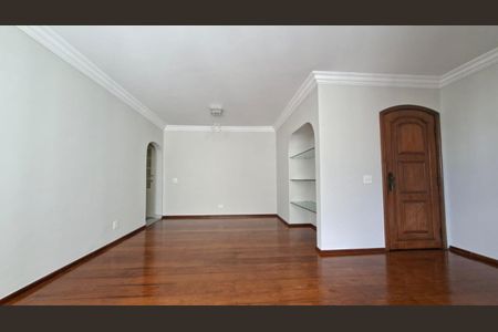 Apartamento à venda com 140m², 4 quartos e 1 vaga