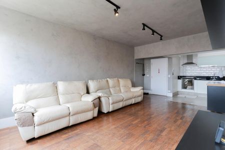 Apartamento à venda com 88m², 2 quartos e 1 vaga Apartamento à venda com 88m², 2 quartos e 1 vagaSala