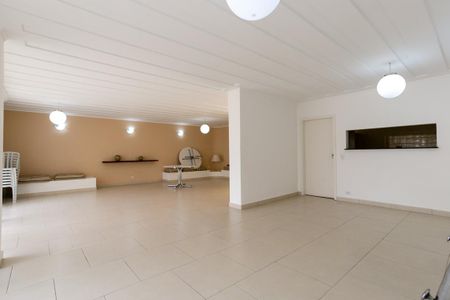 Apartamento à venda com 88m², 2 quartos e 1 vaga Apartamento à venda com 88m², 2 quartos e 1 vagaÁrea comum - Salão de festas