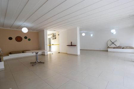 Apartamento à venda com 88m², 2 quartos e 1 vaga Apartamento à venda com 88m², 2 quartos e 1 vagaÁrea comum - Salão de festas