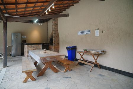 Studio para alugar com 33m², 1 quarto e 1 vaga Studio para alugar com 33m², 1 quarto e 1 vagaÁrea comum - Churrasqueira