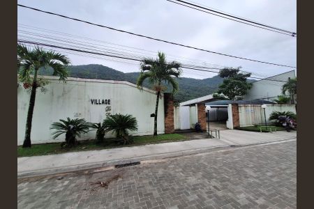 Studio para alugar com 32m², 1 quarto e 1 vaga Studio para alugar com 32m², 1 quarto e 1 vagaFachada