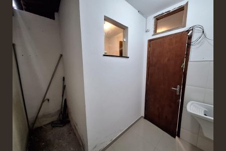 Studio para alugar com 32m², 1 quarto e 1 vaga Studio para alugar com 32m², 1 quarto e 1 vagaÁrea de Serviço