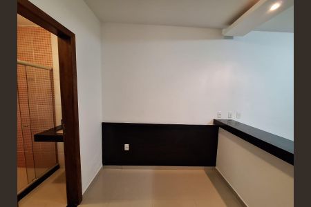 Studio para alugar com 32m², 1 quarto e 1 vaga Studio para alugar com 32m², 1 quarto e 1 vagaStudio