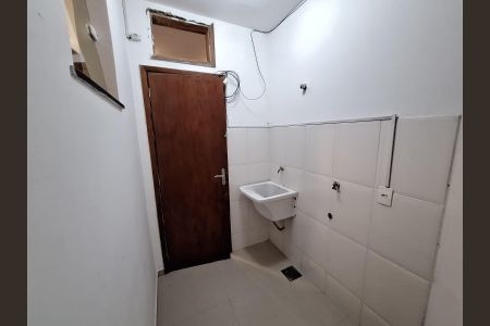 Studio para alugar com 32m², 1 quarto e 1 vaga Studio para alugar com 32m², 1 quarto e 1 vagaÁrea de Serviço