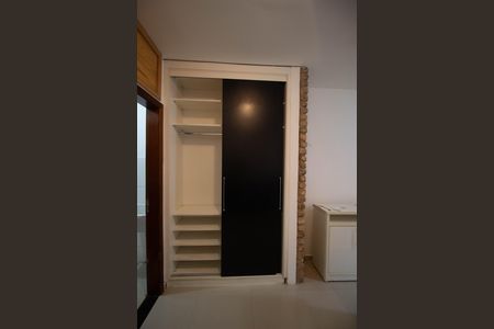 Studio para alugar com 32m², 1 quarto e 1 vaga