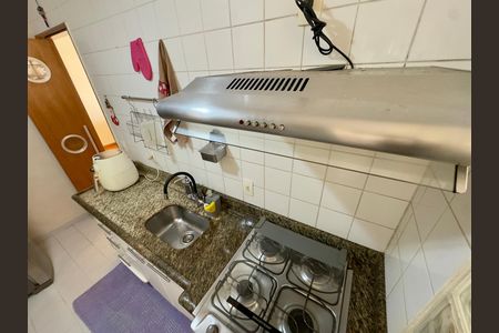 Apartamento à venda com 54m², 2 quartos e 1 vaga Apartamento à venda com 54m², 2 quartos e 1 vagaCozinha