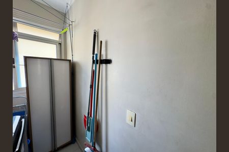 Apartamento à venda com 54m², 2 quartos e 1 vaga Apartamento à venda com 54m², 2 quartos e 1 vagaÁrea de Serviço